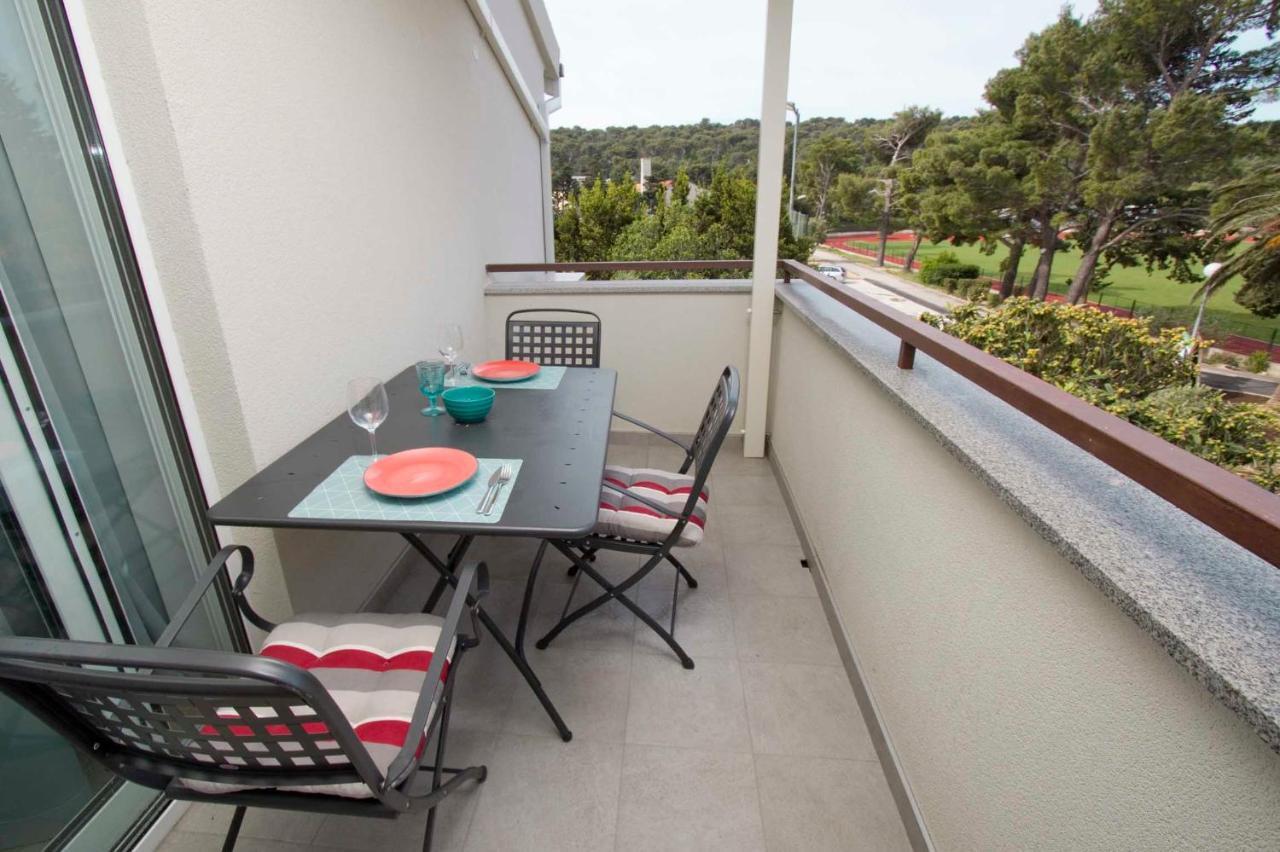 מאקרסקה Apartments Besker מראה חיצוני תמונה