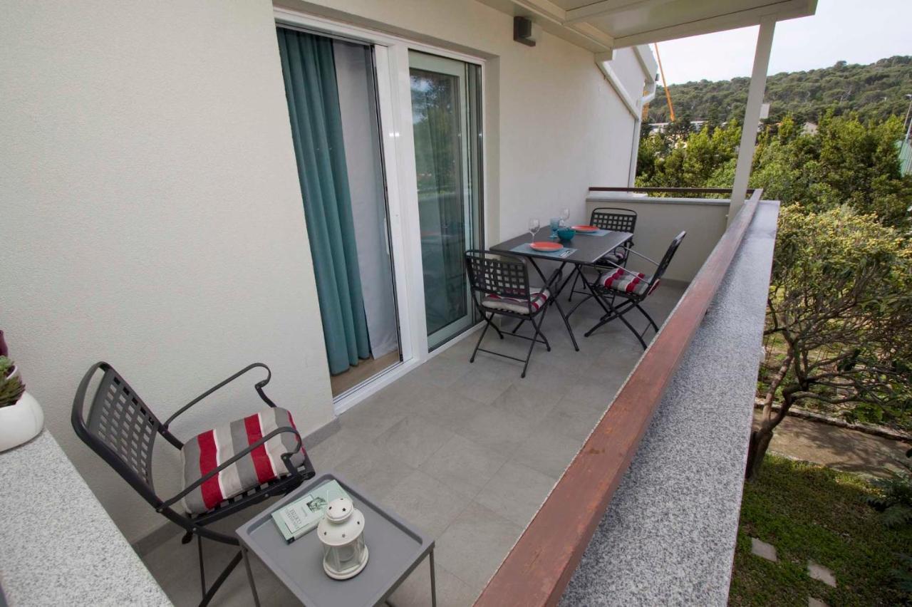 מאקרסקה Apartments Besker מראה חיצוני תמונה